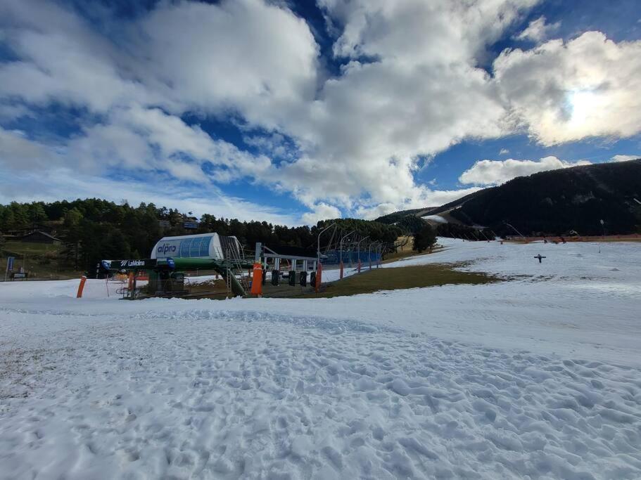 Apto A Pie De Pistas En La Molina Exterior photo