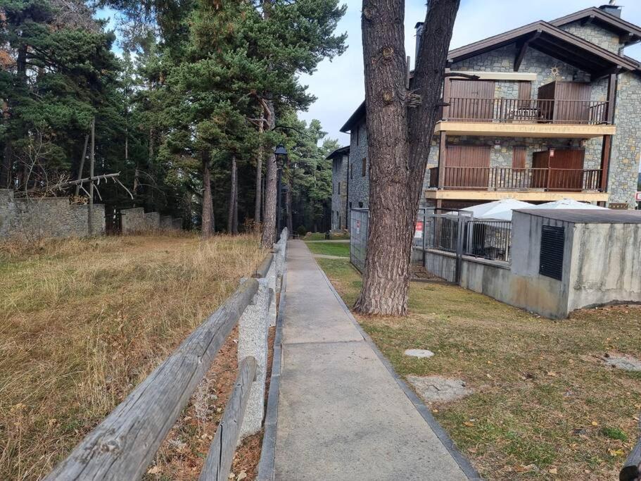 Apto A Pie De Pistas En La Molina Exterior photo